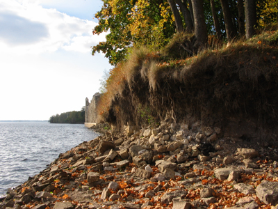 Kokneses pilsdrupas pie Daugavas