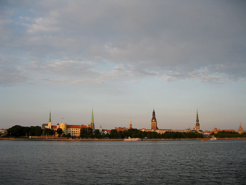kipsala 069 Vecrīgas torņi. Rīga panorāma