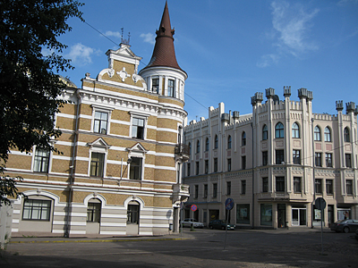 Rīga. Pārdaugava. Rīgas Ekanomikas un biznesa administrācijas augstskola