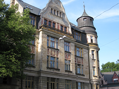 Kalnciema iela 1, foto