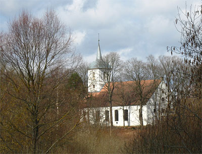 Lazdonas luterāņu baznīca