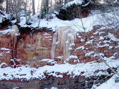 Vizuļu iezis, Amata